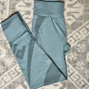 Victorias Secret PINK ACTIVE Size Medium Teal Leggings